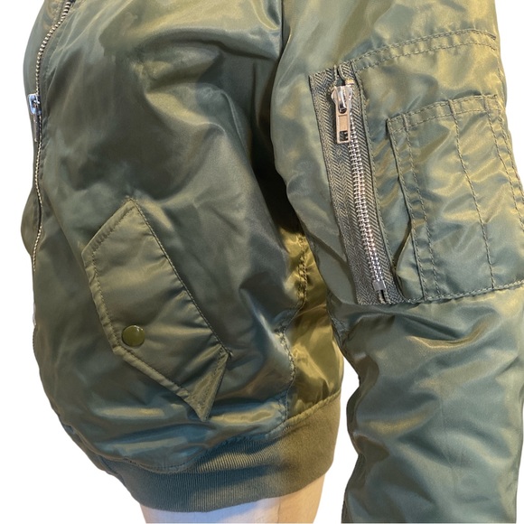 Olivaceous Bomber Jacket. Size small. - Picture 3 of 7